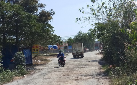 953 căn hộ muốn bán phải chờ... đường, đường chờ... bồi thường - Ảnh 1. 953 căn hộ muốn bán phải chờ... đường, đường chờ... bồi thường - Ảnh 1.