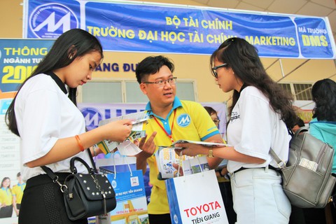 Thêm ngưỡng đảm bảo chất lượng với 12 ngành sức khỏe - Ảnh 6. Thêm ngưỡng đảm bảo chất lượng với 12 ngành sức khỏe - Ảnh 6.