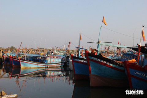 Việt Nam đang xác minh vụ tàu cá Quảng Ngãi gặp nạn ở Hoàng Sa - Ảnh 1. Việt Nam đang xác minh vụ tàu cá Quảng Ngãi gặp nạn ở Hoàng Sa - Ảnh 1.