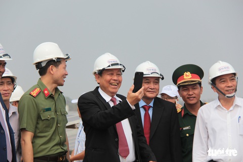 Đắk Lắk có thể thu hàng ngàn tỉ mỗi năm từ điện năng lượng mặt trời - Ảnh 2. Đắk Lắk có thể thu hàng ngàn tỉ mỗi năm từ điện năng lượng mặt trời - Ảnh 2.