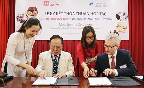 Ngành điều dưỡng Duy Tân với học bổng xuất ngoại - Ảnh 3. Ngành điều dưỡng Duy Tân với học bổng xuất ngoại - Ảnh 3.