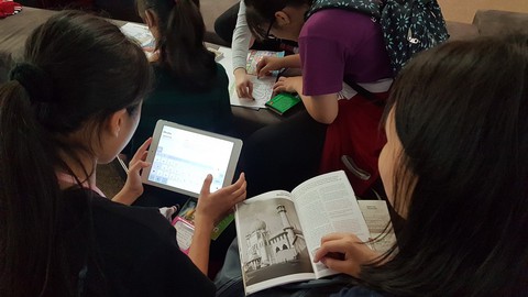 Làm gì để giúp con thoát khỏi bạo lực học đường? - Ảnh 3. Làm gì để giúp con thoát khỏi bạo lực học đường? - Ảnh 3.
