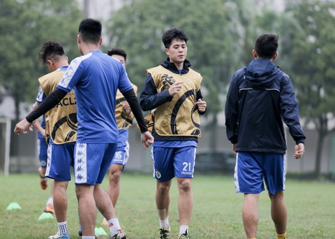 Quang Hải, Đình Trọng không thi đấu trận Hà Nội FC - Yangon United - Ảnh 2. Quang Hải, Đình Trọng không thi đấu trận Hà Nội FC - Yangon United - Ảnh 2.