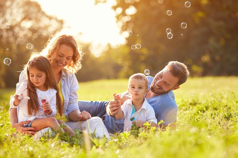 Bạn có đang mắc những sai lầm này khi nuôi dạy con? - Ảnh 1. Bạn có đang mắc những sai lầm này khi nuôi dạy con? - Ảnh 1.