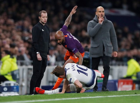 Chiêm ngưỡng trận đại chiến Tottenham - M.C qua ảnh - Ảnh 7. Chiêm ngưỡng trận đại chiến Tottenham - M.C qua ảnh - Ảnh 7.