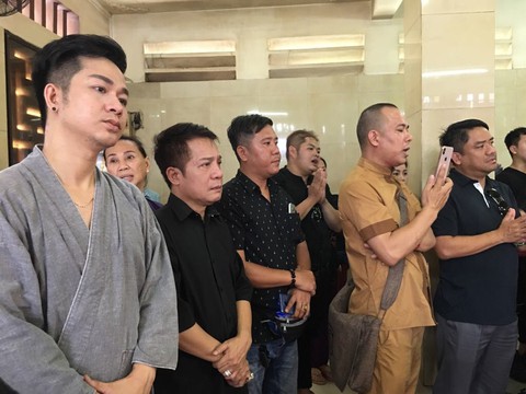 Quyền Linh: Ở đâu có Vũ là rộn ràng, đầy ắp tiếng cười... - Ảnh 5. Quyền Linh: Ở đâu có Vũ là rộn ràng, đầy ắp tiếng cười... - Ảnh 5.