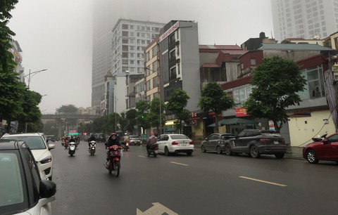 Nghỉ lễ giỗ Tổ: mưa rào miền Bắc, nắng gắt miền Nam - Ảnh 1. Nghỉ lễ giỗ Tổ: mưa rào miền Bắc, nắng gắt miền Nam - Ảnh 1.