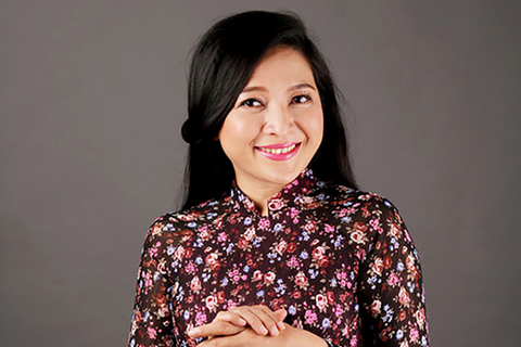 MC Quỳnh Hương: Sau ‘Thay lời muốn nói’ là ‘Khi cần chia sẻ’ - Ảnh 1. MC Quỳnh Hương: Sau ‘Thay lời muốn nói’ là ‘Khi cần chia sẻ’ - Ảnh 1.