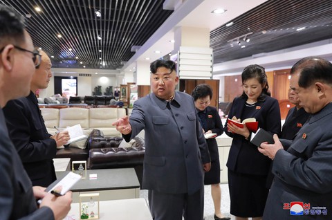 Nhìn nhận tình hình căng thẳng, ông Kim Jong Un chỉ đạo tự lực cánh sinh - Ảnh 2. Nhìn nhận tình hình căng thẳng, ông Kim Jong Un chỉ đạo tự lực cánh sinh - Ảnh 2.