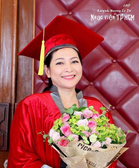 MC Quỳnh Hương: Sau ‘Thay lời muốn nói’ là ‘Khi cần chia sẻ’ - Ảnh 5. MC Quỳnh Hương: Sau ‘Thay lời muốn nói’ là ‘Khi cần chia sẻ’ - Ảnh 5.