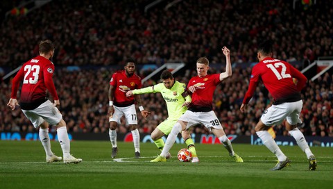 Messi không nằm trong tính toán của Sir Alex - Ảnh 2. Messi không nằm trong tính toán của Sir Alex - Ảnh 2.