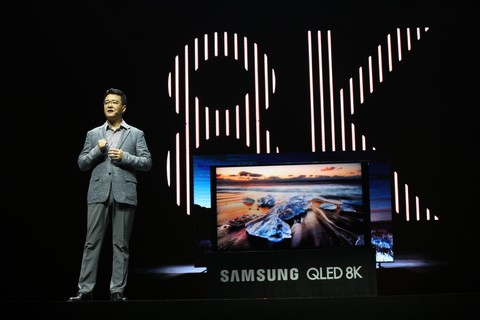 Samsung ra mắt tivi QLED 8K đầu tiên trên thế giới - Ảnh 2. Samsung ra mắt tivi QLED 8K đầu tiên trên thế giới - Ảnh 2.