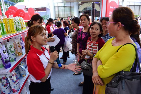 Nhiều doanh nghiệp đã tay không bắt giặc lại lười đầu tư - Ảnh 1. Nhiều doanh nghiệp đã tay không bắt giặc lại lười đầu tư - Ảnh 1.