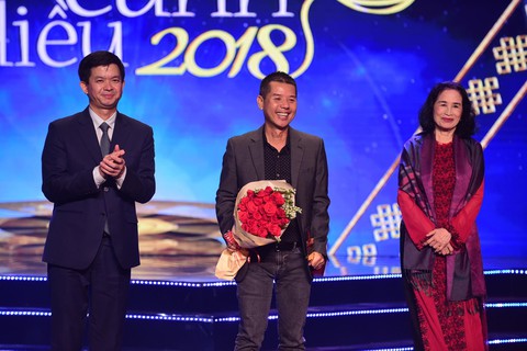 Chàng vợ của em vượt Song lang giành Cánh diều vàng - Ảnh 1. Chàng vợ của em vượt Song lang giành Cánh diều vàng - Ảnh 1.