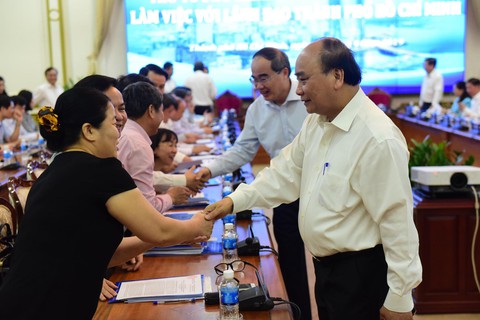 TP.HCM kiến nghị Thủ tướng cho phép chủ động về giá đất khi giải tỏa, đền bù - Ảnh 1. TP.HCM kiến nghị Thủ tướng cho phép chủ động về giá đất khi giải tỏa, đền bù - Ảnh 1.