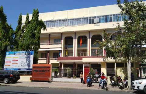 Trường có 200 nhân viên, phòng tổ chức hành chính chiếm... 54 người - Ảnh 1. Trường có 200 nhân viên, phòng tổ chức hành chính chiếm... 54 người - Ảnh 1.