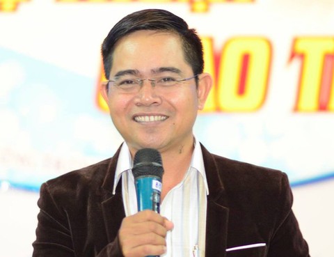 Hệ lụy từ giang hồ mạng: Cần lấp hố đen trên mạng xã hội - Ảnh 1. Hệ lụy từ giang hồ mạng: Cần lấp hố đen trên mạng xã hội - Ảnh 1.