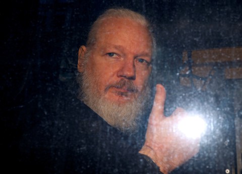 Nhiều nghị sĩ Anh yêu cầu cho Thụy Điển ưu tiên dẫn độ ông trùm WikiLeaks - Ảnh 1. Nhiều nghị sĩ Anh yêu cầu cho Thụy Điển ưu tiên dẫn độ ông trùm WikiLeaks - Ảnh 1.