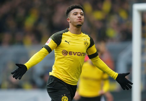 Sancho lập cú đúp giúp Dortmund soán ngôi của Bayern Munich - Ảnh 1. Sancho lập cú đúp giúp Dortmund soán ngôi của Bayern Munich - Ảnh 1.