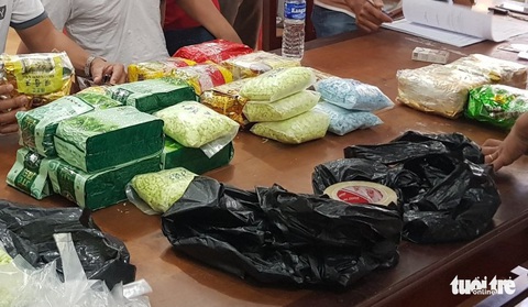 Bắt thêm 3 người trong đường dây vận chuyển ma túy từ Campuchia về TP.HCM - Ảnh 2. Bắt thêm 3 người trong đường dây vận chuyển ma túy từ Campuchia về TP.HCM - Ảnh 2.