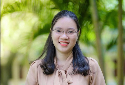 Livestream quá lố, cần có chế tài? - Ảnh 3. Livestream quá lố, cần có chế tài? - Ảnh 3.