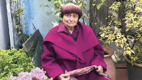 Poster Cannes 2019 tôn vinh nữ đạo diễn quá cố Agnès Varda - Ảnh 3. Poster Cannes 2019 tôn vinh nữ đạo diễn quá cố Agnès Varda - Ảnh 3.