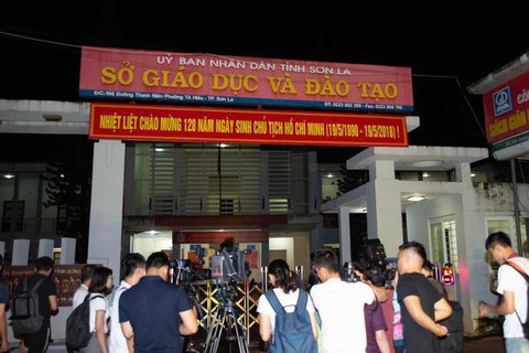 Trường tư đầu tiên có thí sinh được nâng điểm trúng tuyển - Ảnh 1. Trường tư đầu tiên có thí sinh được nâng điểm trúng tuyển - Ảnh 1.