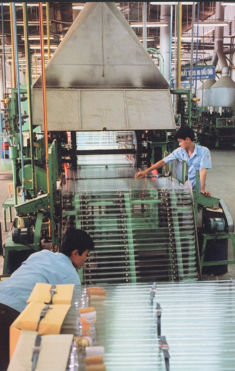 Điện Quang bị truy thu thuế hơn 37 tỉ - Ảnh 1. Điện Quang bị truy thu thuế hơn 37 tỉ - Ảnh 1.