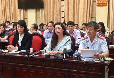 Sữa học đường 17 vi chất làm nóng giao ban báo chí Thành ủy Hà Nội - Ảnh 1. Sữa học đường 17 vi chất làm nóng giao ban báo chí Thành ủy Hà Nội - Ảnh 1.