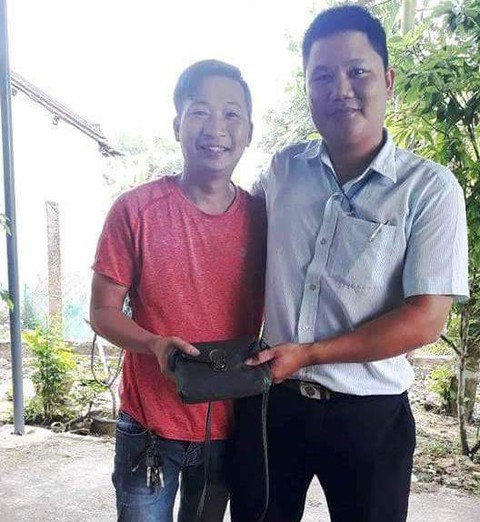 Nhặt gần 50 triệu tôi cũng run nên lên facebook tìm người mất trả lại - Ảnh 1. Nhặt gần 50 triệu tôi cũng run nên lên facebook tìm người mất trả lại - Ảnh 1.