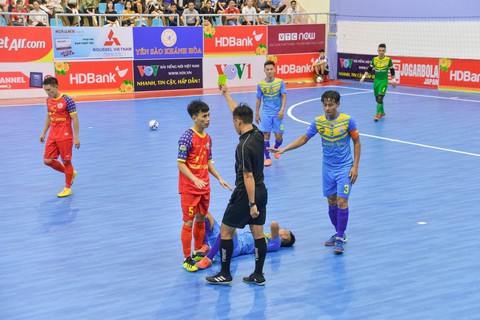 VFF nhắc nhở hai đội futsal Khánh Hòa thi đấu thiếu tích cực ở Giải quốc gia 2019 - Ảnh 2. VFF nhắc nhở hai đội futsal Khánh Hòa thi đấu thiếu tích cực ở Giải quốc gia 2019 - Ảnh 2.