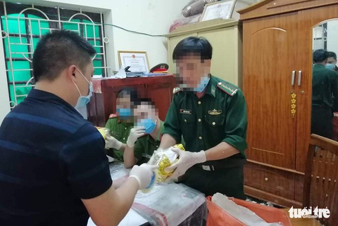 Mở rộng điều tra vụ tàng trữ hơn 700kg ma túy đá ở Nghệ An - Ảnh 1. Mở rộng điều tra vụ tàng trữ hơn 700kg ma túy đá ở Nghệ An - Ảnh 1.