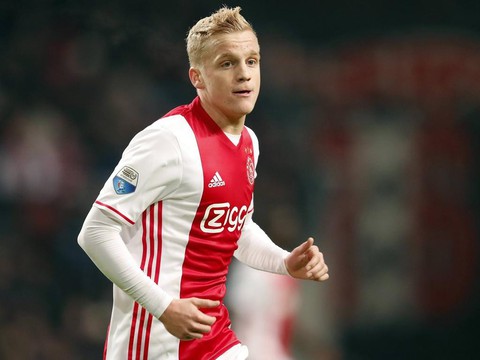 Ajax thăng hoa với cây nhà lá vườn - Ảnh 4. Ajax thăng hoa với cây nhà lá vườn - Ảnh 4.