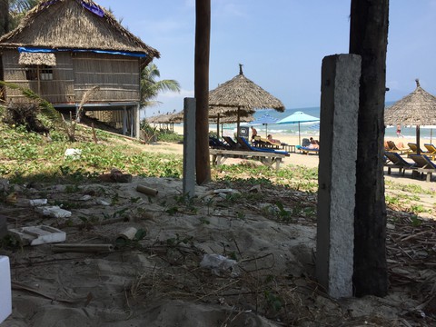Bãi biển An Bàng, Hội An bị xâu xé: Chính quyền phường tê liệt, bất lực - Ảnh 1. Bãi biển An Bàng, Hội An bị xâu xé: Chính quyền phường tê liệt, bất lực - Ảnh 1.