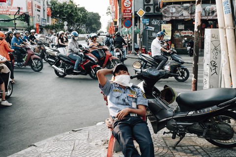 Choáng ngợp với... bắt nét không khí, phơi màu ô nhiễm - Ảnh 4. Choáng ngợp với... bắt nét không khí, phơi màu ô nhiễm - Ảnh 4.