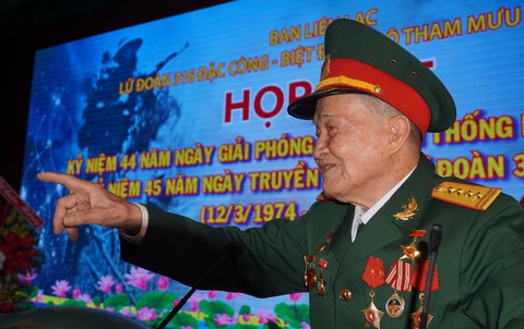 Cuộc hội ngộ của những đặc công biệt động - Ảnh 1. Cuộc hội ngộ của những đặc công biệt động - Ảnh 1.