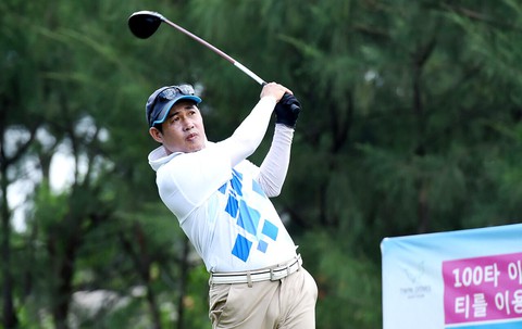 Gần 200 golfer tham gia giải golf Tuổi Trẻ tổ chức hỗ trợ thanh niên khởi nghiệp - Ảnh 1. Gần 200 golfer tham gia giải golf Tuổi Trẻ tổ chức hỗ trợ thanh niên khởi nghiệp - Ảnh 1.