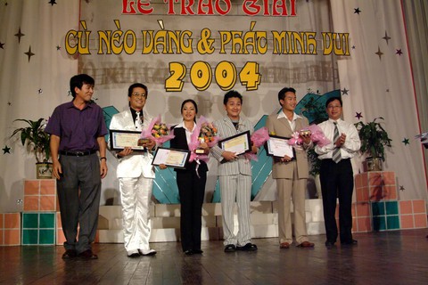 Nghệ sĩ hài Anh Vũ: Chết như một trò đùa, đột ngột và đau đớn! - Ảnh 3. Nghệ sĩ hài Anh Vũ: Chết như một trò đùa, đột ngột và đau đớn! - Ảnh 3.