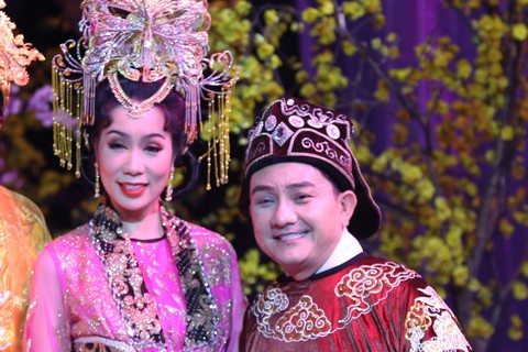 Nghệ sĩ Hồng Vân kêu gọi chung tay đưa thi thể Anh Vũ về Việt Nam - Ảnh 3. Nghệ sĩ Hồng Vân kêu gọi chung tay đưa thi thể Anh Vũ về Việt Nam - Ảnh 3.