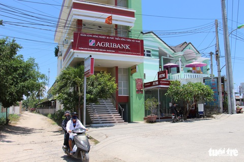 Lãi vẫn nhận đủ nhưng hàng trăm triệu trong tài khoản tiết kiệm không còn - Ảnh 1. Lãi vẫn nhận đủ nhưng hàng trăm triệu trong tài khoản tiết kiệm không còn - Ảnh 1.