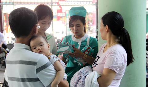 E ngại tiêm chủng mở rộng? - Ảnh 1. E ngại tiêm chủng mở rộng? - Ảnh 1.
