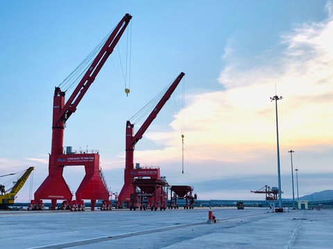 Vận hành Cảng quốc tế Vĩnh Tân - Ảnh 3. Vận hành Cảng quốc tế Vĩnh Tân - Ảnh 3.