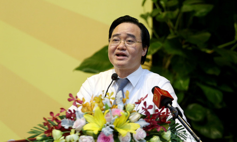 Bộ trưởng Phùng Xuân Nhạ: Nhiều sinh viên ra trường vẫn còn ngơ ngác - Ảnh 2. Bộ trưởng Phùng Xuân Nhạ: Nhiều sinh viên ra trường vẫn còn ngơ ngác - Ảnh 2.