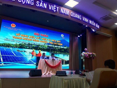 Tiết kiệm hơn 1 tỉ kWh điện hàng năm tại phía Nam - Ảnh 6. Tiết kiệm hơn 1 tỉ kWh điện hàng năm tại phía Nam - Ảnh 6.