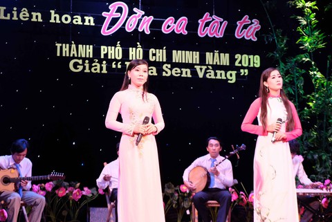 Đờn ca nhiều giải thưởng, tài tử vẫn thở dài - Ảnh 1. Đờn ca nhiều giải thưởng, tài tử vẫn thở dài - Ảnh 1.