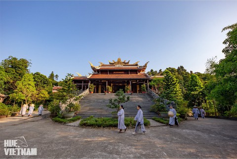 Du lịch đến cố đô - 10 điểm đến lưu giữ hồn xứ Huế - Ảnh 11. Du lịch đến cố đô - 10 điểm đến lưu giữ hồn xứ Huế - Ảnh 11.