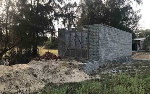 Xây trái phép rộ lên ở làng đại học treo - Ảnh 1. Xây trái phép rộ lên ở làng đại học treo - Ảnh 1.