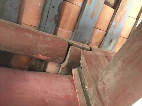 Nhiều kết cấu bằng gỗ của Chùa Cầu Nhiều kết cấu bằng gỗ của Chùa Cầu