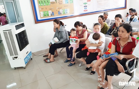 Người lao động căng mình mưu sinh trong cái nắng rát mặt - Ảnh 13. Người lao động căng mình mưu sinh trong cái nắng rát mặt - Ảnh 13.