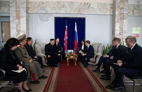 Đoàn tàu ông Kim Jong Un đã đến thành phố Vladivostok - Ảnh 2. Đoàn tàu ông Kim Jong Un đã đến thành phố Vladivostok - Ảnh 2.